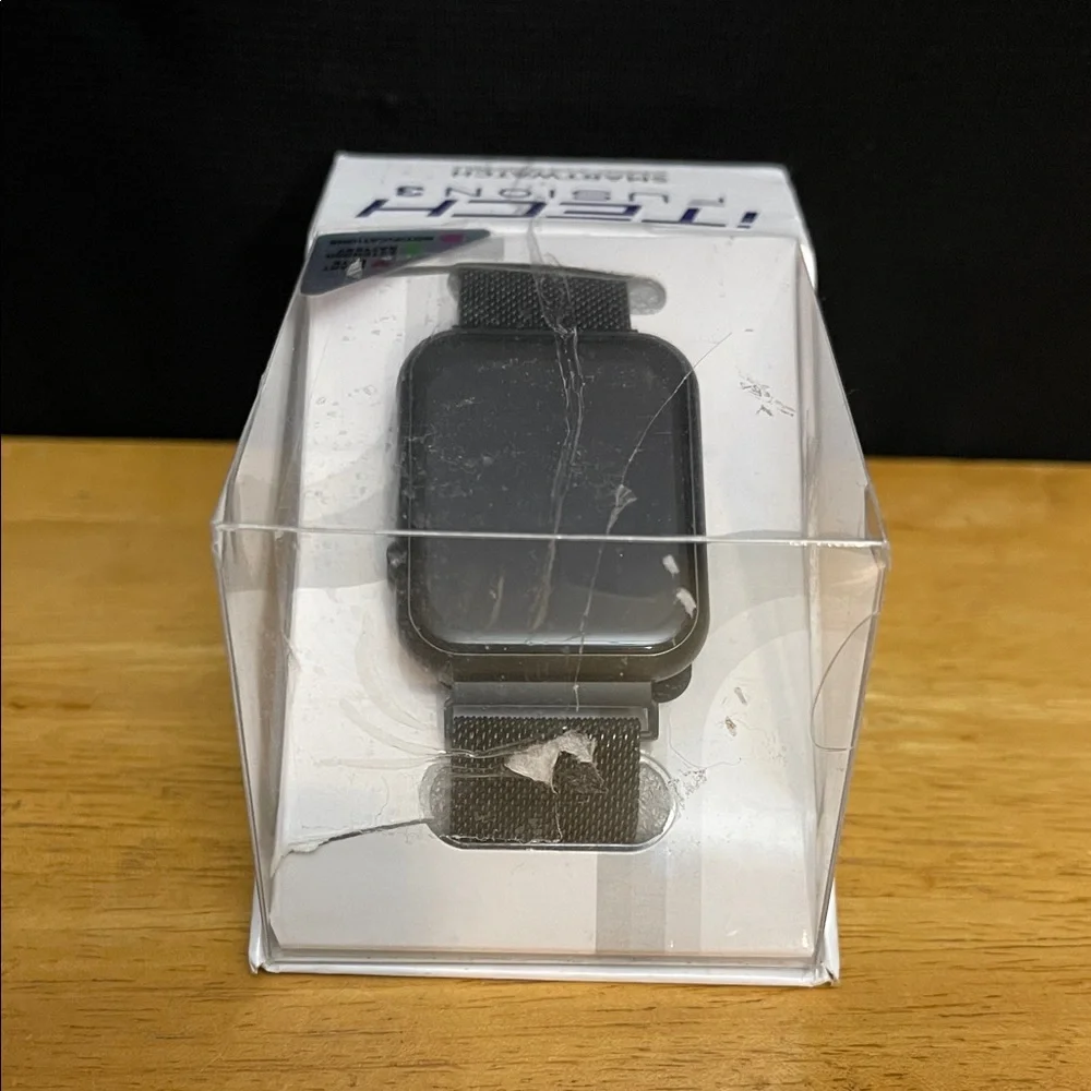 iTECH FUSION 3 Smartwatch with Black Mesh Band